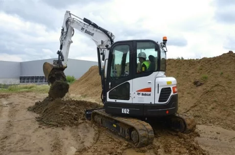 Мини-экскаватор Bobcat E62