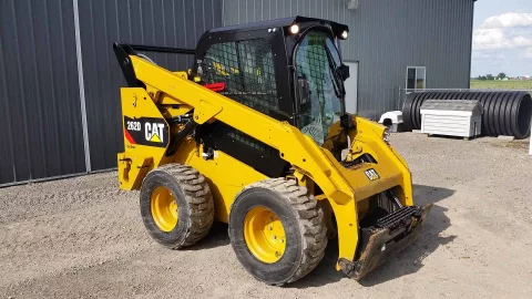 Мини-погрузчик Cat 262D3