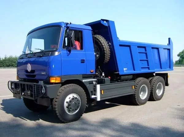 Самосвал Tatra 815